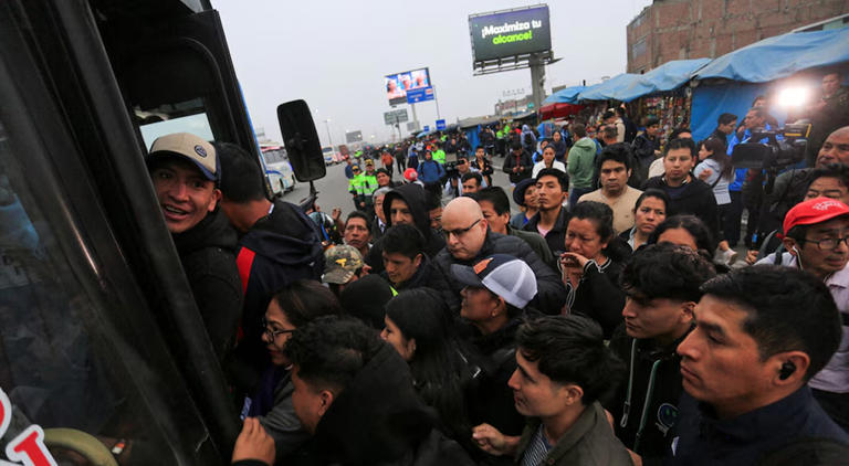  Transportistas Anuncian Paro Nacional Durante el APEC en Lima