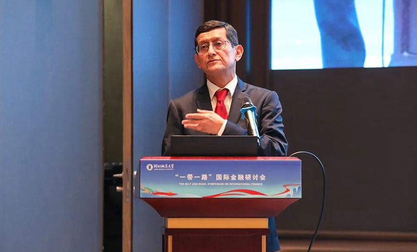  China liderará nuevas iniciativas en la APEC 2026, destaca académico peruano