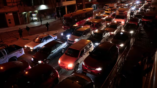  El mal diseño de los paraderos antes del semáforo: una lógica al revés en las calles de Lima