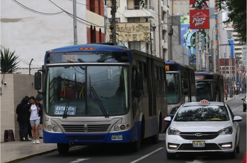  Carril exclusivo en la avenida Arequipa reducirá viajes a 30 minutos