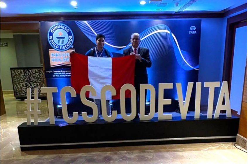  Peruano Jorge Valdivia obtiene el tercer puesto mundial en concurso de programación en la India