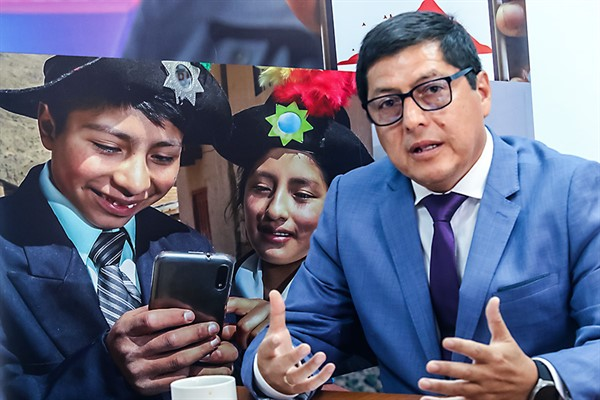  La paradoja digital del Perú: Por qué acumular plataformas no resuelve la fragmentación estructural